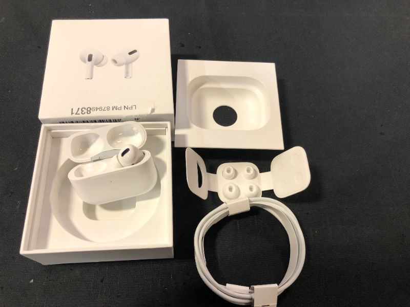 Photo 2 of Apple AirPods Pro (MISSING 1 AIRPOD)
