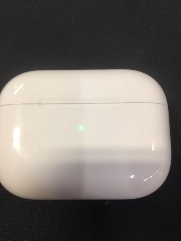 Photo 5 of Apple AirPods Pro ( USED, FUNCTIONAL ) 