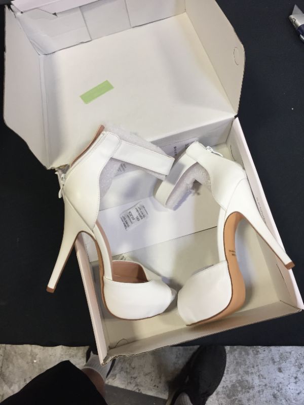 Photo 1 of Generic high heels sz 7.5