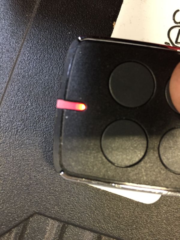 Photo 8 of Serene Life Automatic Kit-Electric Rolling Driveway Opener w/Complete Hardware Security System, 2 Remotes, Auto-Close, for Sliding Gate Up to 26 Ft/1,322 Lb-SereneLife SLGATEOP, Standard
