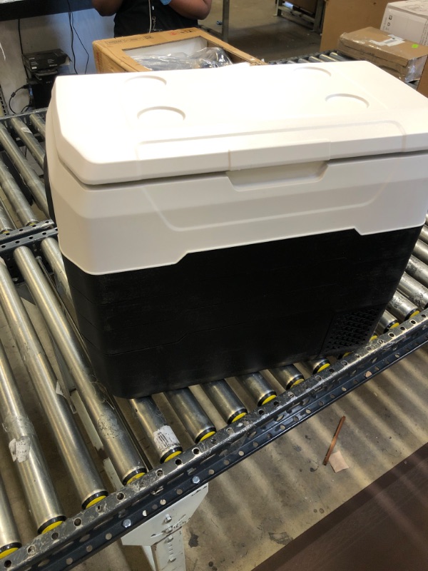 Photo 1 of Electrical cooler black/beige 