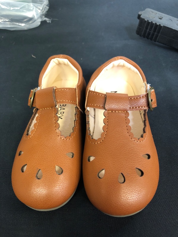 Photo 2 of DADAWEN Girl's Classic Mary Jane School Uniform Shoes Flat Dress Shoes
 SIZE 9 TODDLER 