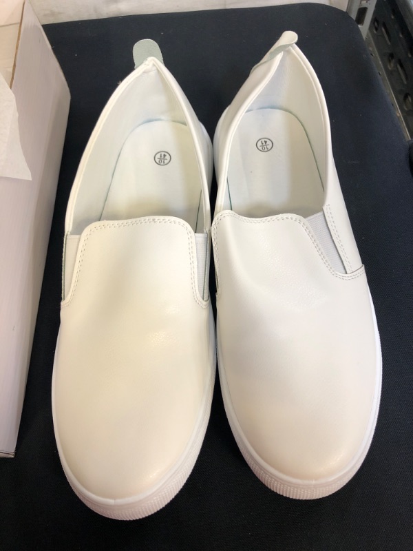 Photo 2 of WHITE SLIP ON SHOES, SIZE 10 MENS