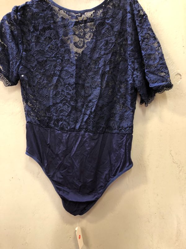 Photo 2 of womens lingerie color blue size large 