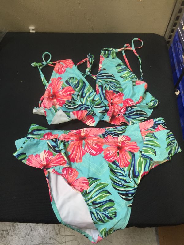 Photo 1 of womens swimsuit
size XL 