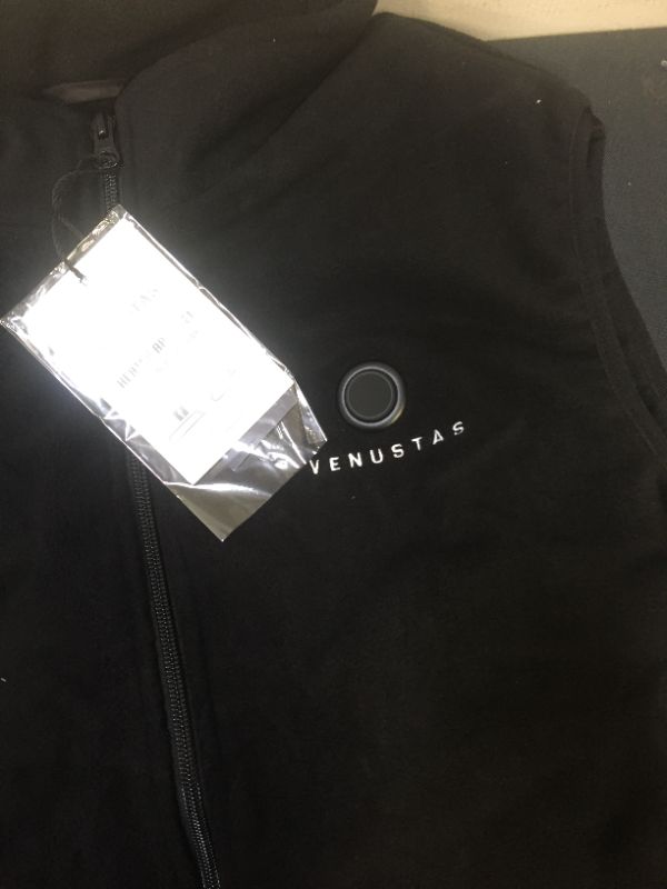 Photo 1 of men's fleece heated vest with battery pack
size L