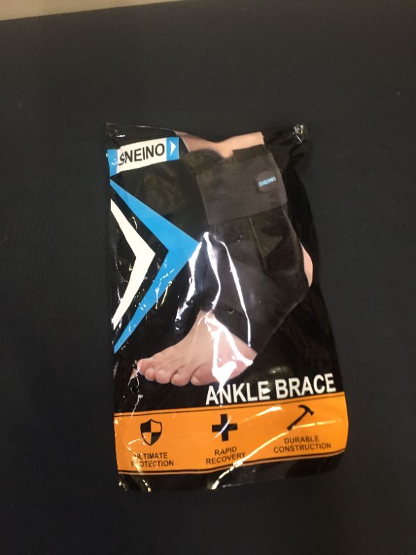 Photo 3 of ankle brace size M