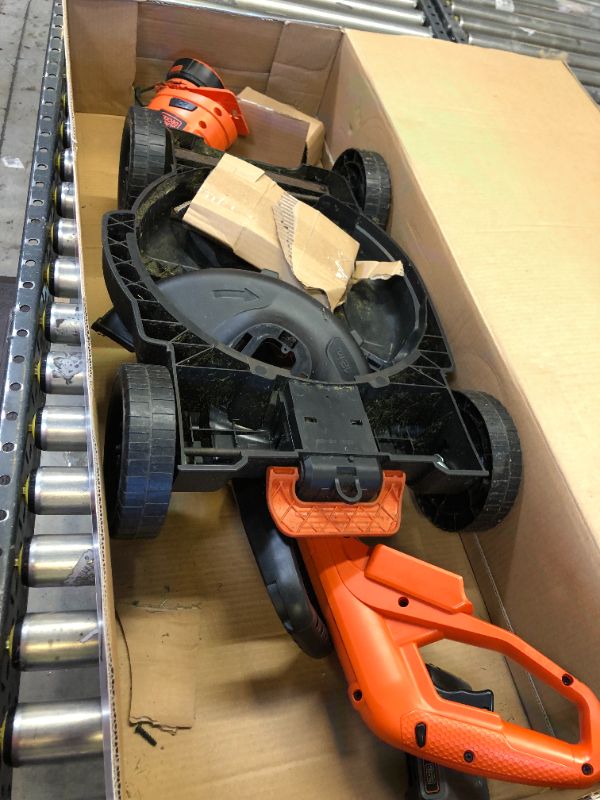 Photo 2 of BLACK+DECKER MTC220 12-Inch 20V MAX Lithium Cordless 3-in-1 Trimmer/Edger and Mower with Replacement Spool with 30 Feet
