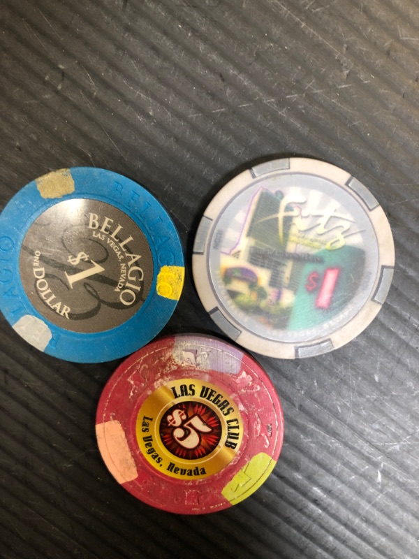 Photo 1 of 3 VINTAGE CASINO CHIPS , RETRO VEGAS COLLECTABLES , VARIETY OF CASINO HOTELS 