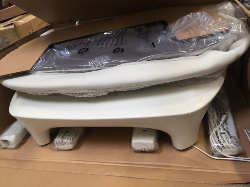 Photo 1 of 4moms mamaRoo Sleep Bassinet, Bluetooth Baby Bassinets and Furniture with 5 Unique Motions, 4 Built-in White Noise Options, Birch. Box Packaging Damaged, Item is New
