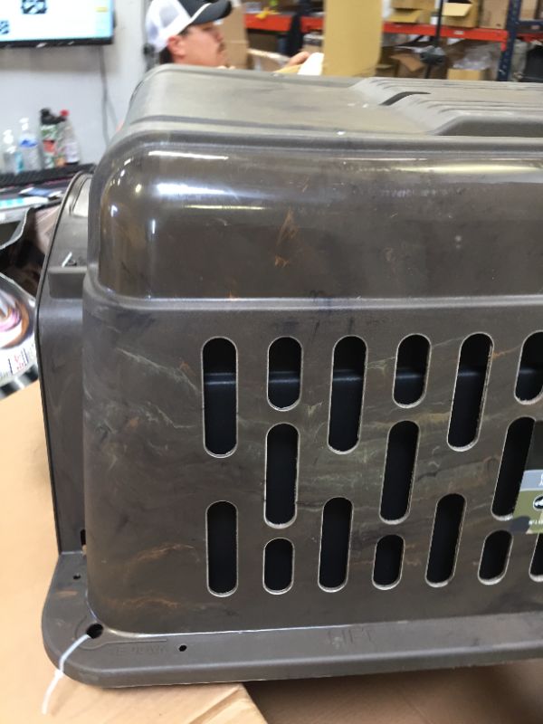 Photo 2 of Ruff Maxx 21797 Camouflage Pet Kennel, 36"/30-70 lb. Box Packaging Damaged, Bottom Half has Plastic Damage as Shown in Pictures. Missing Hardware
