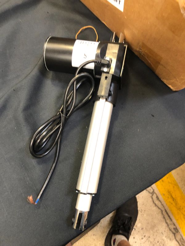 Photo 4 of 6" Inch Stroke 1000 lb Very High Force Linear Actuator
