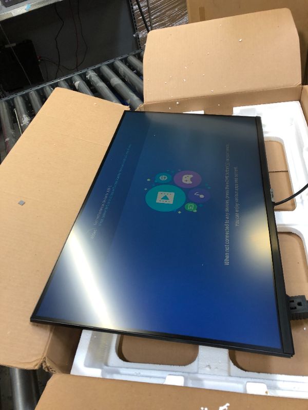 Photo 8 of AM702 Series LS32AM702UNXZA 32" Smart Tizen 4K UHD Monitor