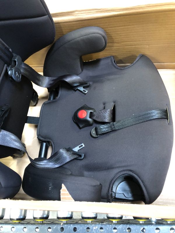 Photo 1 of Graco Tranzitions 3 in 1 Harness Booster Seat, Proof
