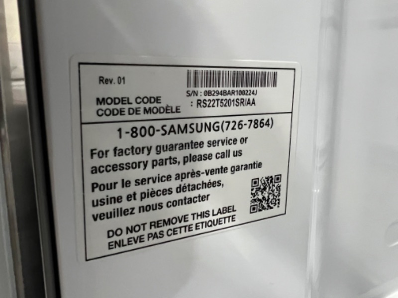 Photo 6 of Samsung RS22T5201SR/AA 36" 22 Cu. Ft. Stainless Steel Side-by-Side Refrigerator
-mechanical part issue.