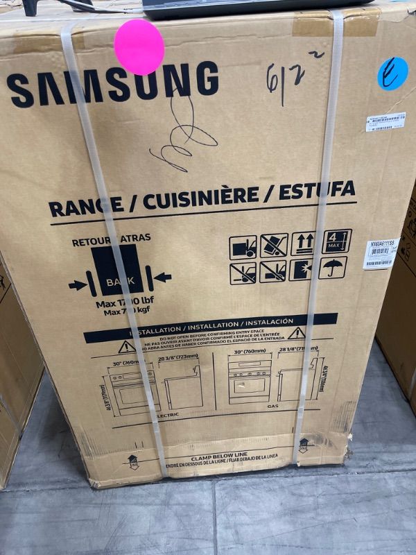 Photo 1 of Samsung 6 Cu. Ft. Stainless Steel Smart Freestanding Gas Range With Integrated Griddle - NX60A6111SS/AA
