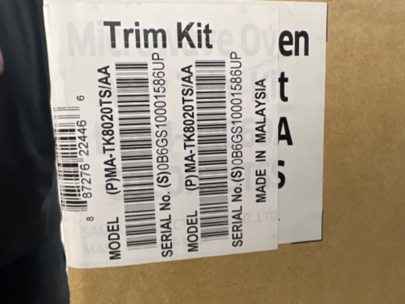 Photo 3 of 30" Trim Kit for MS19M8000AS Microwave - factory sealed