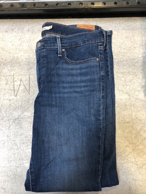 Photo 1 of LEVIS 311 SHAPING SKINNY 32