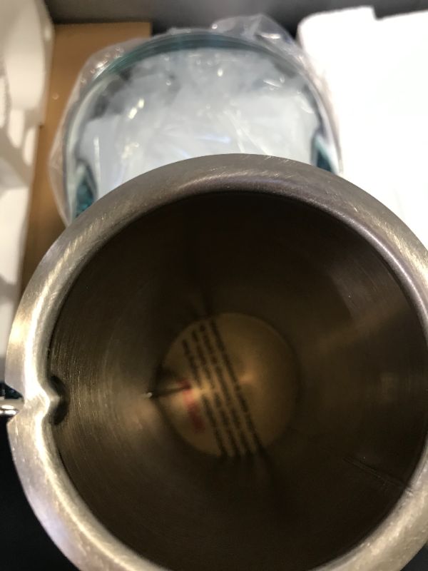 Photo 1 of Breville 800JEXL Juice Fountain Elite Centrifugal Juicer, Brushed Stainless Steel ---- powers on unable to fully test 
