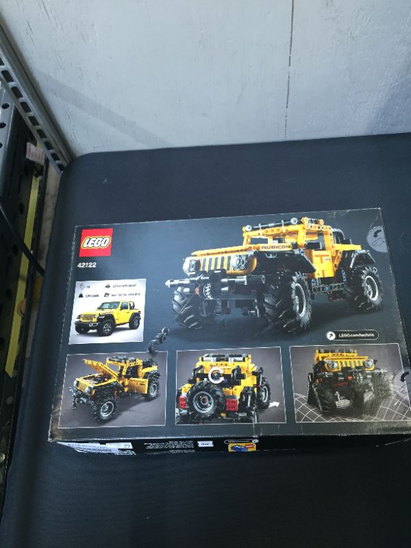 Photo 1 of LEGO Technic Jeep Wrangler 42122; an Engaging Model Building Kit for Kids Who Love High-Performance Toy Vehicles, New 2021 (665 Pieces)
(FACTORY SEALED) (MINOR DAMAGE TO BOX )