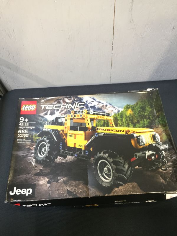 Photo 6 of LEGO Technic Jeep Wrangler 42122; an Engaging Model Building Kit for Kids Who Love High-Performance Toy Vehicles, New 2021 (665 Pieces)
(FACTORY SEALED) (MINOR DAMAGE TO BOX )