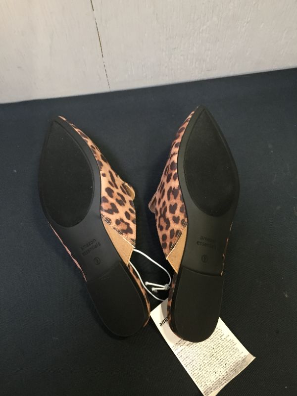 Photo 2 of womens flats (cheetah print)
size 9