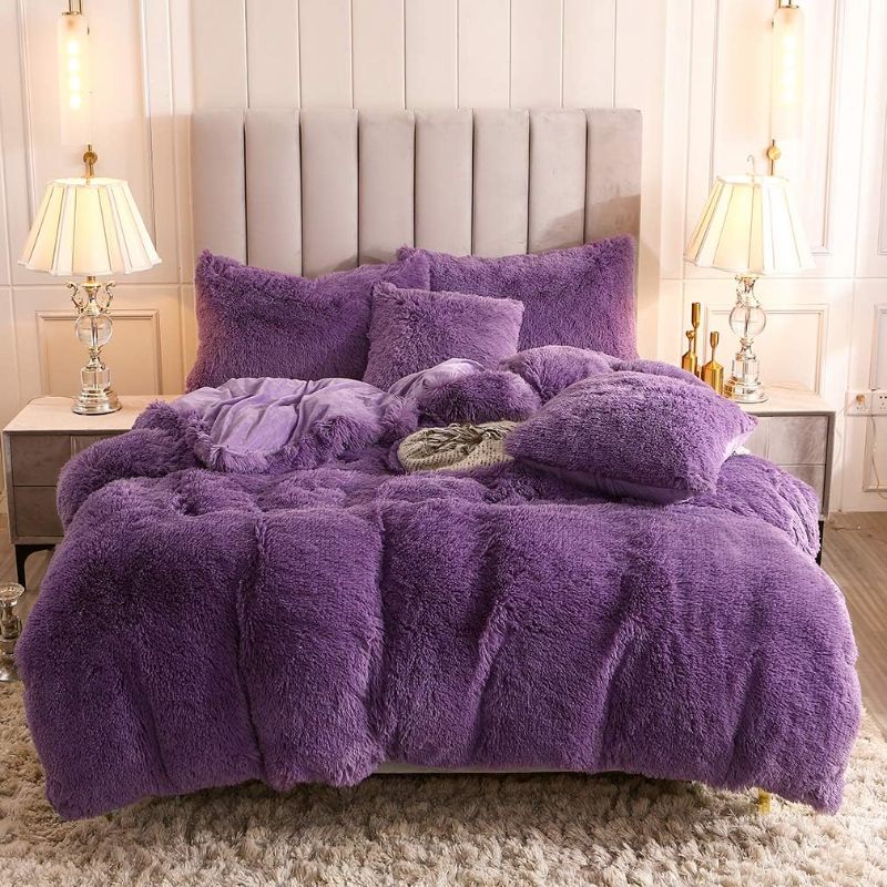 Photo 1 of 5-PIECE KING SIZE BEDDING SET: 1 HEART PILLOW 15"; 2 PILLOW CASES WITH ZIPPERS; 1 FLAT SHEET; 1 BEDSPREAD -- FUZZY PURPLE 