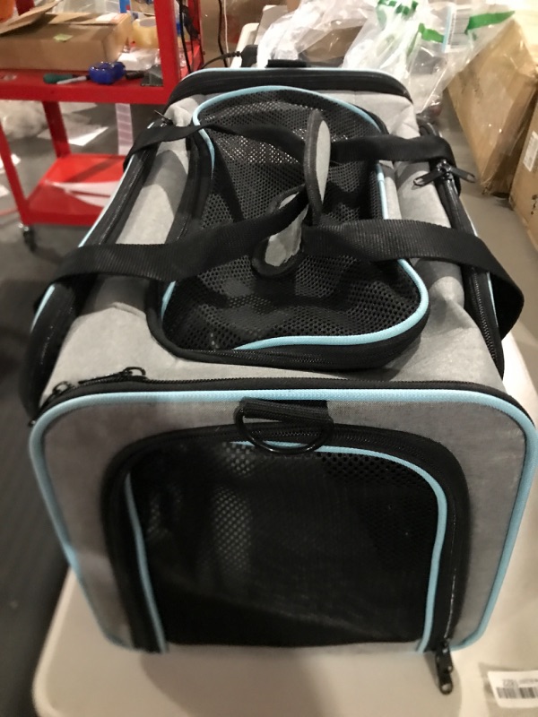 Photo 2 of Double Extendable Pet Carrier