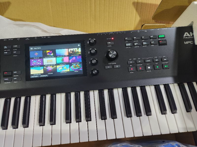Photo 1 of **SEE NOTES** AKAI Professional MPC Key 61 - Standalone Music Production Synthesizer Keyboard with Touch Screen, 16 Drum Pads, 20+ Sound Engines, Semi Weighted Keys MPC Key 61 MPC Only