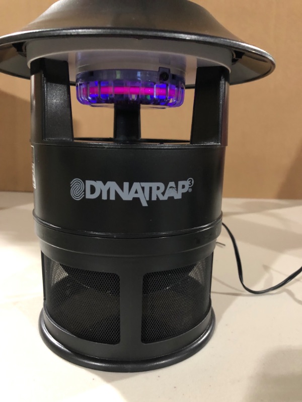 Photo 2 of DynaTrap DT160SR Mosquito & Flying Insect Trap – Kills Mosquitoes, Flies, Wasps, Gnats, & Other Flying Insects – Protects up to 1/4 Acre Black