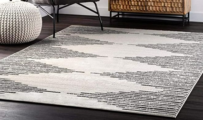 Photo 1 of 
Roll over image to zoom in







VIDEO
nuLOOM Creek Diamond Pinstripes Area Rug, 4' x 6', Grey