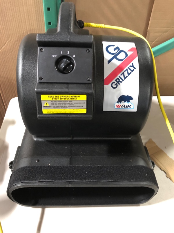 Photo 2 of 
B-Air Grizzly GP-1 1 HP 3550 CFM Grizzly Air Mover Carpet Dryer Floor Fan for Water Damage Restoration and Pet Cage Dryer Black
