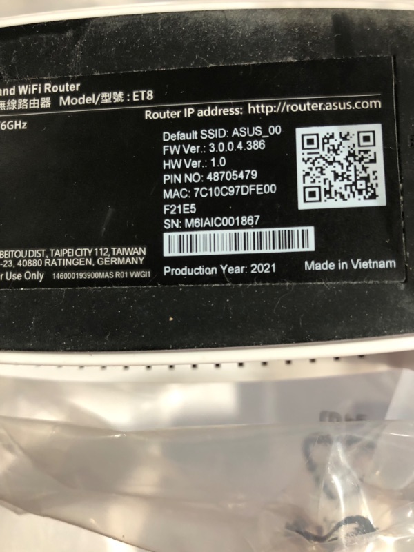 Photo 1 of ASUS ZenWiFi Whole-Home Tri-Band Mesh WiFi 6E System (ET8 2PK)