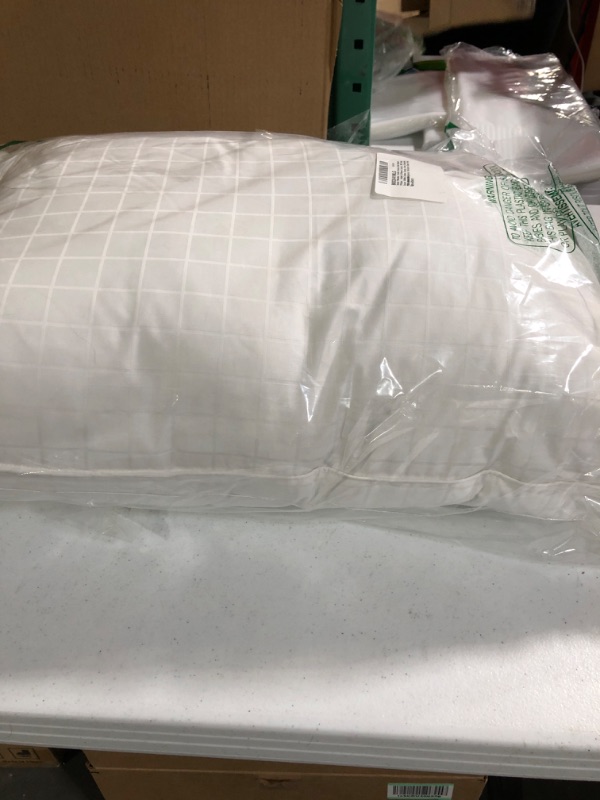 Photo 1 of **SEE NOTES**
Sobel Westex: Hotel Sobella Side Sleeper Pillow | Hotel & Resort Quality, 300 TC 100% Cotton Case | Hypoallergenic, Plush, Queen (Pack of 1)