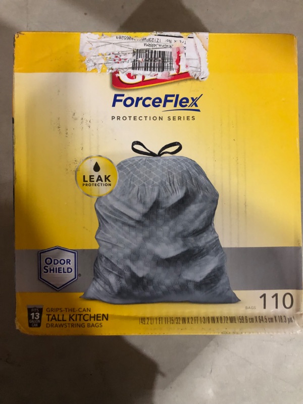 Photo 2 of Glad ForceFlex Tall Kitchen Drawstring Trash Bags, 13 Gal, Fresh Clean Scent with Febreze, 110 Ct 110 Count (Pack of 1) Febreze Fresh Clean