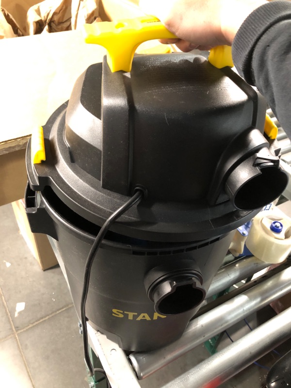 Photo 3 of (READ NOTES) Stanley - SL18116P Wet/Dry Vacuum, 6 Gallon, 4 Horsepower Black Black