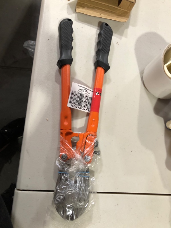 Photo 2 of Edward Tools Bolt Cutter 14” - Heavy Duty Forged T8 Steel Blade Cuts Steel Wire, Chain Link Fence, Metal Rods, Screws, Locks, Small padlocks - Cutters Ergonomic Rubber Grip Handle 14"