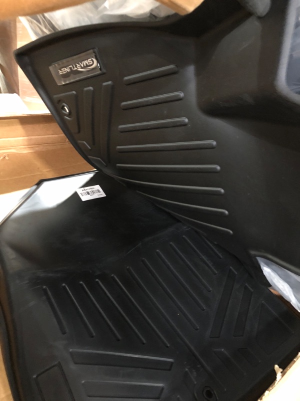 Photo 3 of MAXLINER Custom Floor Mats 2 Row Liner Set Black Compatible with 2019-2022 Ram 2500/3500 Crew Cab with 1st Row Bucket or Bench Seats