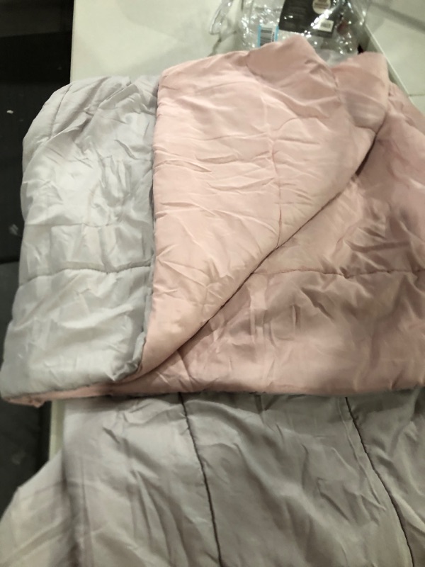 Photo 3 of Casa Lightweight Comforter Set, Queen, Blush Queen Blush