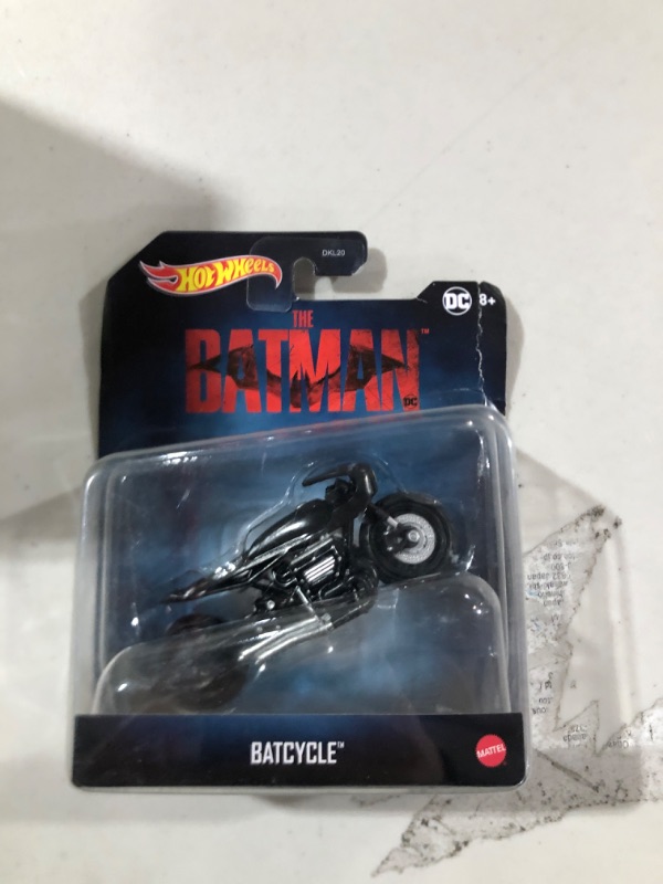 Photo 2 of Hot Wheels 1:50 Scale Diecast Batman Series: The Batman 2022 Movie Batcycle