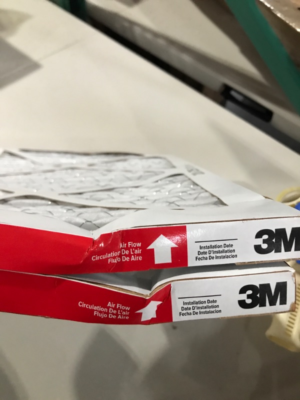Photo 4 of **SEE CLERK NOTES**
Filtrete 20x25x1, AC Furnace Air Filter, MPR 1000, Micro Allergen Defense, 2-Pack (exact dimensions 19.688 x 24.688 x 0.84) 20x25x1 2-Pack Air Filter