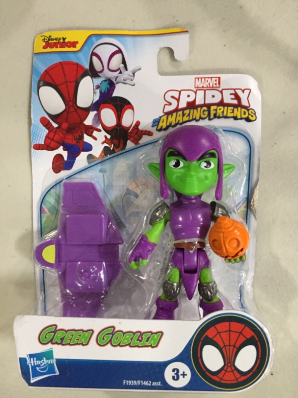 Photo 2 of Spidey and His Amazing Friends Marvel Green Goblin Hero Figure, 4-Inch Scale Action Figure, Includes 1 Accessory, for Kids Ages 3 and Up