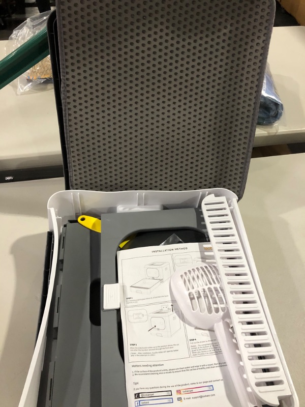 Photo 2 of Foldable Cat Litter Box with Lid and Grey Drawer