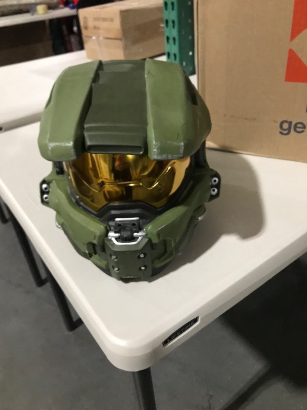 Photo 2 of Halo Master Chief Ultra Prestige Costume