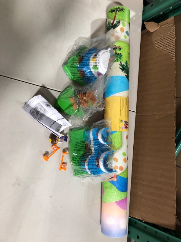 Photo 1 of Daniel Tiger's Neighborhood Playmat Playset