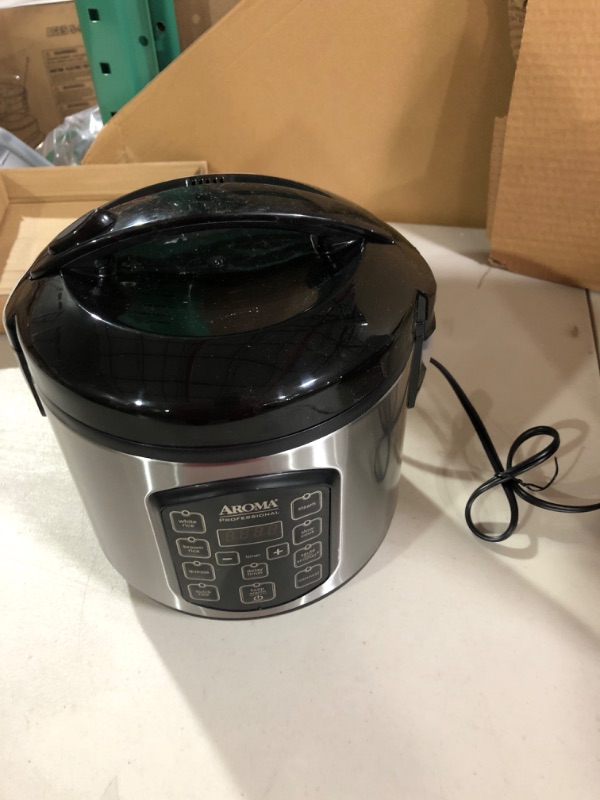 Photo 2 of Aroma Housewares ARC-954SBD Rice Cooker