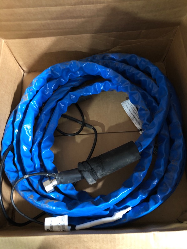 Photo 2 of Camco Heated Drinking Water Hose, - 20° F, 25-Foot, 5/8-Inch ID 25' Cold Weather (Freeze Protection to - 20?F) 