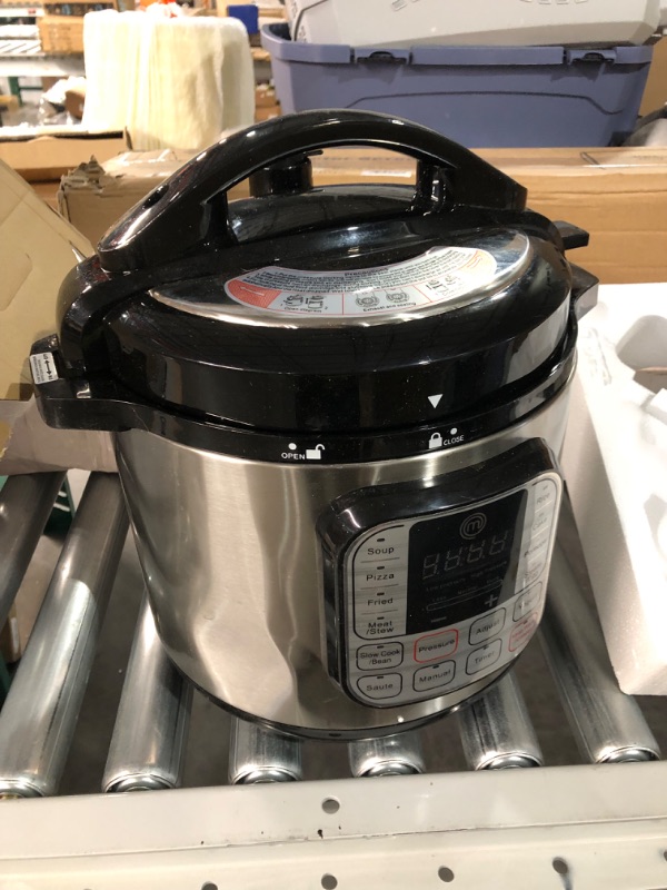 Photo 2 of ***USED*** MasterChef Electric Pressure Cooker 10 in 1 Instapot Multicooker 6 Qt, Slow Cooker, Vegetable Steamer, Rice Maker