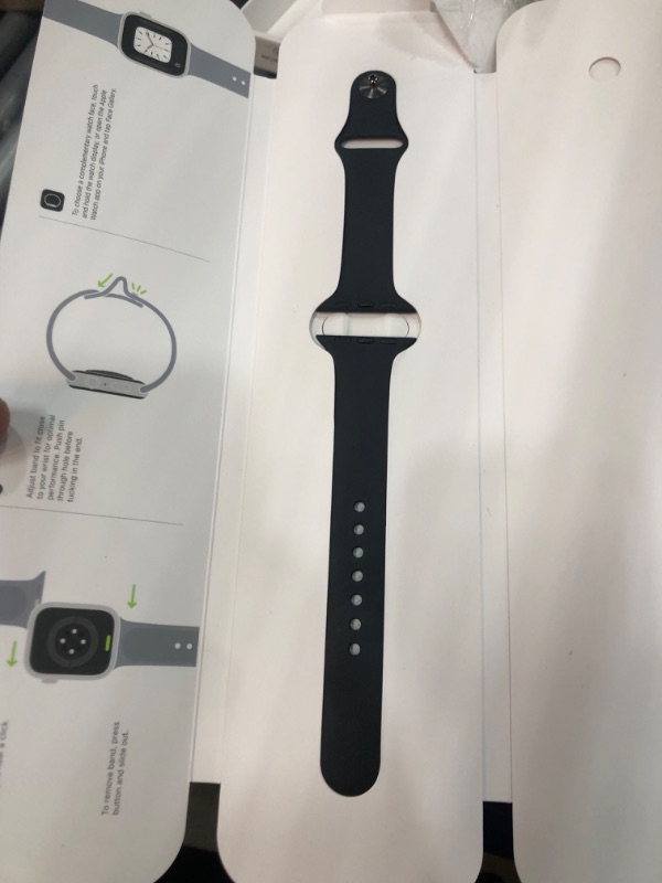 Photo 2 of *SEE NOTE* Apple Watch SE (2nd Gen) [GPS 40mm] Smart Watch w/Midnight Aluminum Case & Midnight Sport Band - M/L. Fitness & Sleep Tracker, Crash Detection, Heart Rate Monitor, Retina Display, Water Resistant Midnight Aluminium Case with Midnight Sport Band