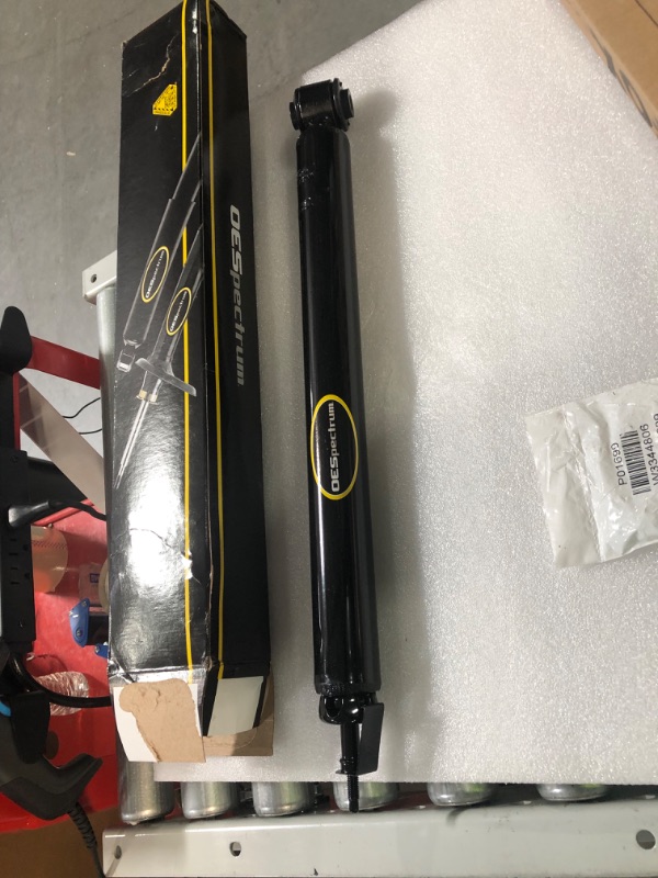 Photo 2 of Monroe Shocks & Struts OESpectrum 5607 Shock Absorber *looks new*